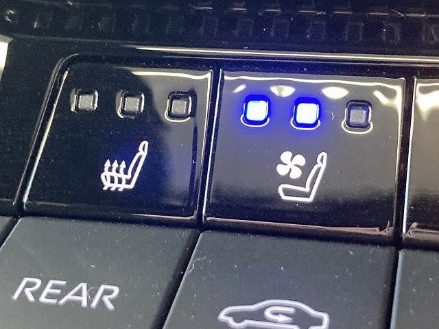 TOYOTA LANDCRUISER 250 2024 Image 31