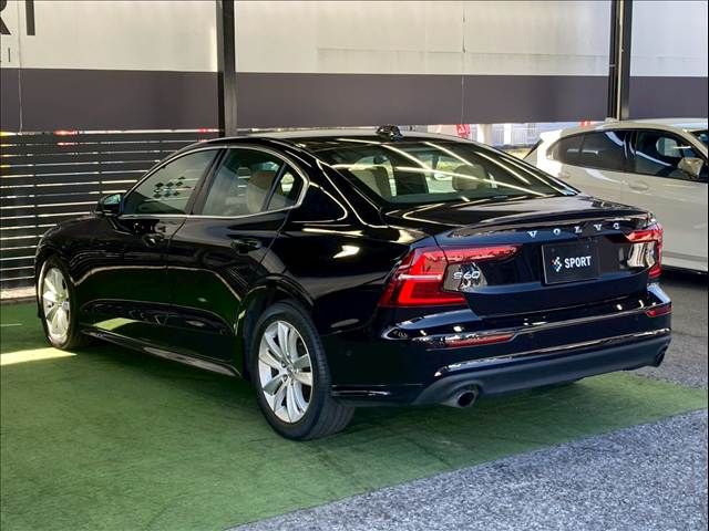 VOLVO S60 2020 Image 31