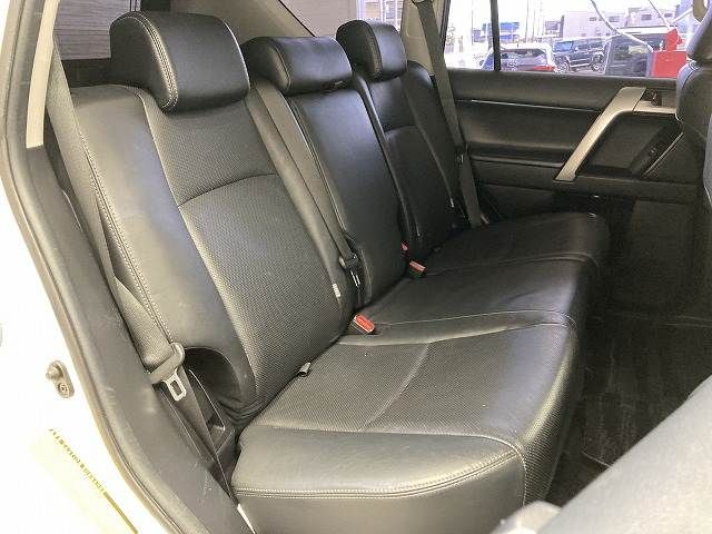 TOYOTA LANDCRUISER PRADO 2021 Image 31