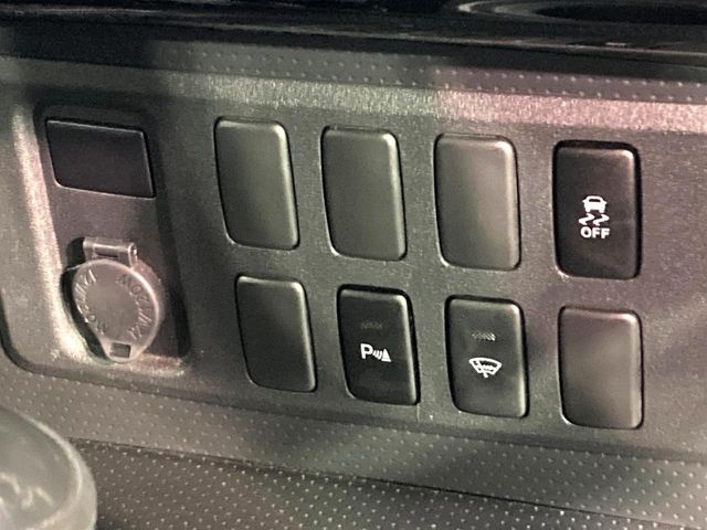 TOYOTA FJ CRUISER 4WD 2013 Image 31