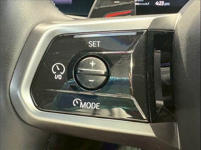 BMW 5SERIES SEDAN 2024 Image 31