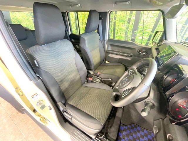 SUZUKI JIMNY NOMADE 2025 Image 31