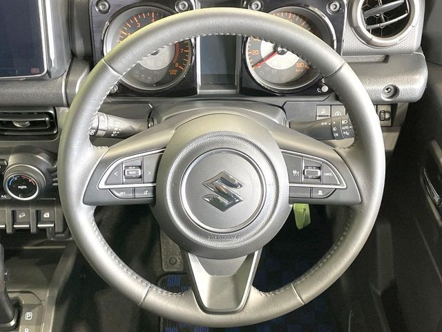 SUZUKI JIMNY NOMADE 2025 Image 31