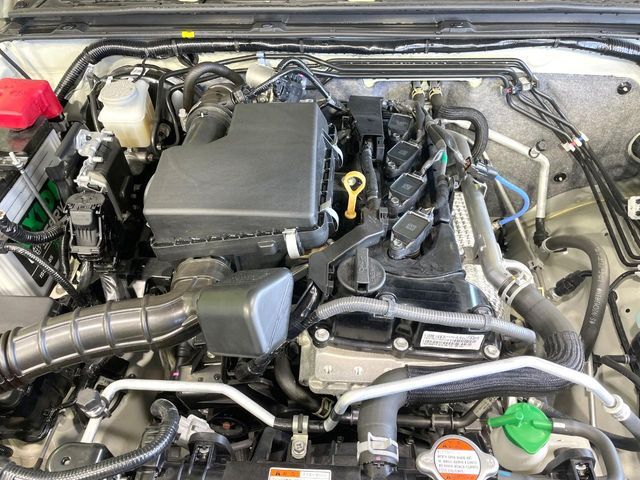 SUZUKI JIMNY NOMADE 2025 Image 31