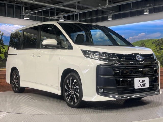 TOYOTA NOAH HYBRID 2023 Image 31