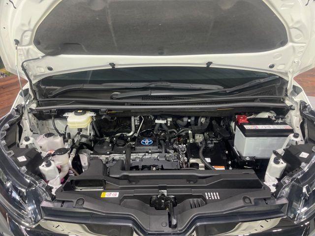 TOYOTA NOAH HYBRID 2023 Image 31