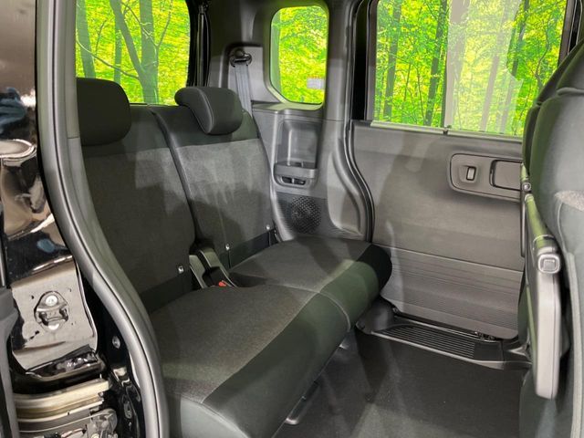 HONDA N BOX CUSTOM 2024 Image 31