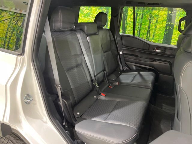 TOYOTA LANDCRUISER 250 2024 Image 31