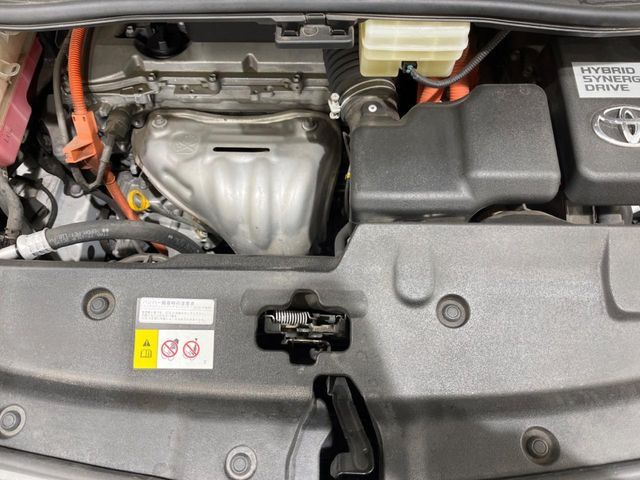 TOYOTA ALPHARD HYBRID 4WD 2019 Image 31