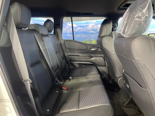 TOYOTA LANDCRUISER 250 2024 Image 31