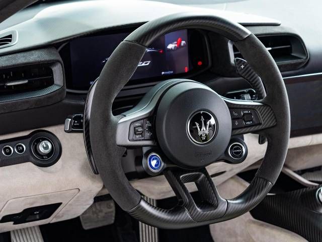 MASERATI MC20 2023 Image 31