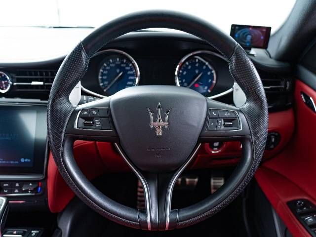 MASERATI QUATTROPORT 2019 Image 31