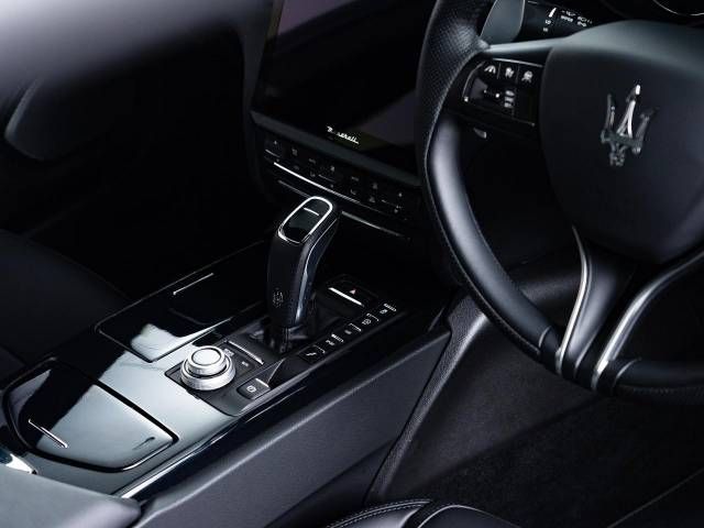 MASERATI QUATTROPORT 2021 Image 31