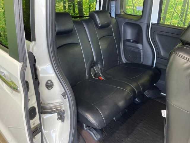 HONDA N BOX CUSTOM 2018 Image 31