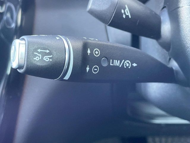 MERCEDES BENZ GLC CL 2017 Image 31