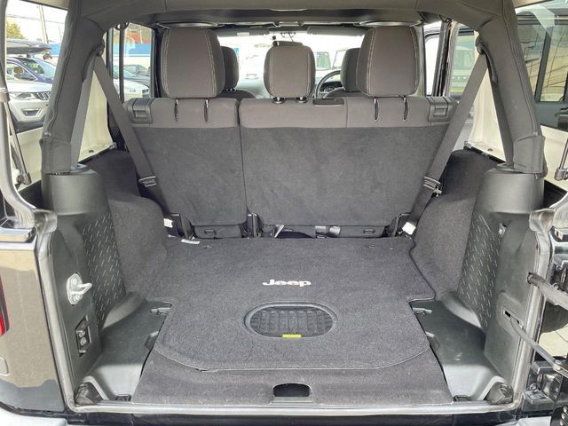 JEEP WRANGLER UNLIMI 2018 Image 31