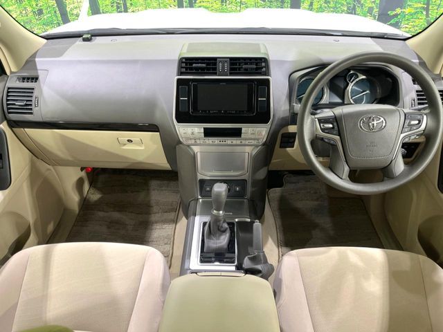 TOYOTA LANDCRUISER PRADO 2024 Image 31