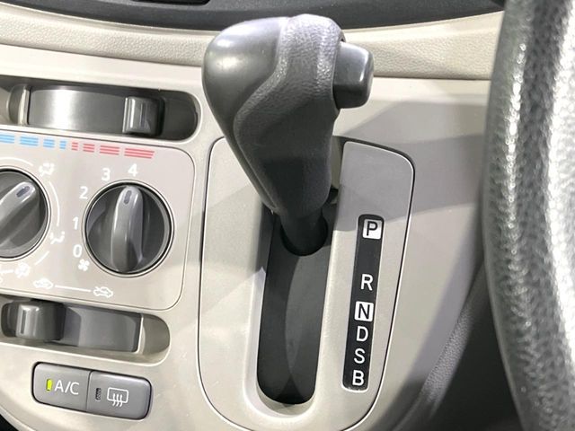 DAIHATSU MIRA E:S 2014 Image 31