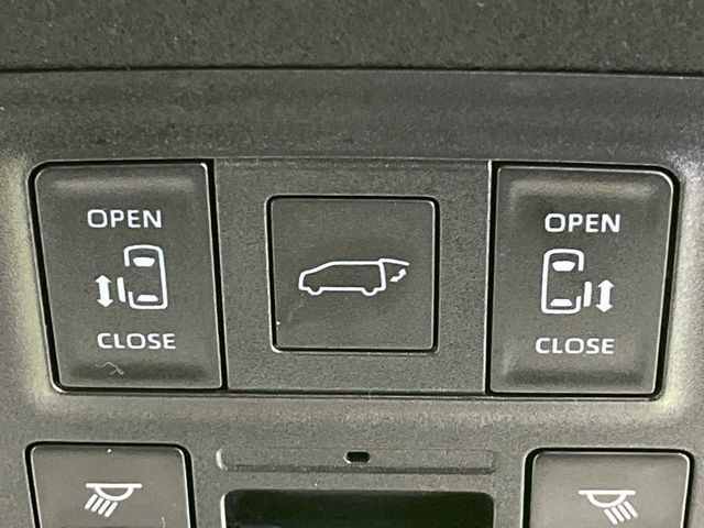 TOYOTA VOXY 2024 Image 31