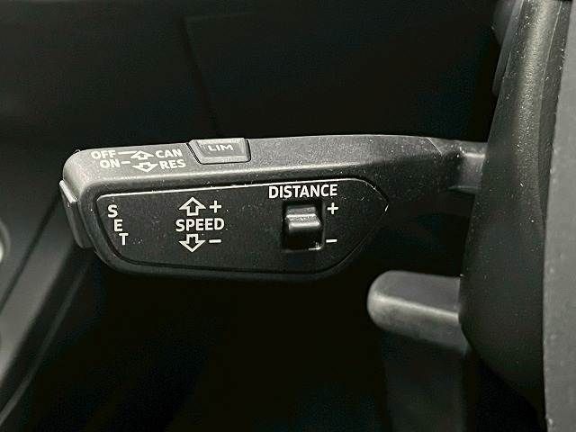 AUDI A4 2021 Image 31