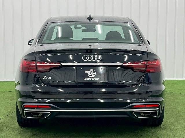 AUDI A4 2021 Image 31