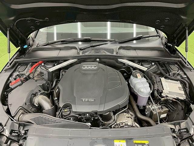 AUDI A4 2021 Image 31