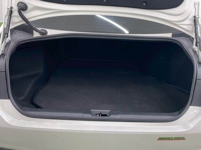 TOYOTA CROWN SEDAN HYBRID 2019 Image 31