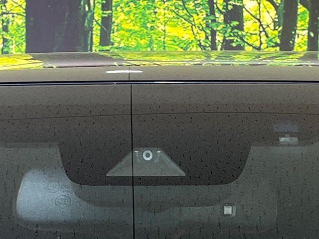 TOYOTA LEXUS NX300H 2018 Image 31