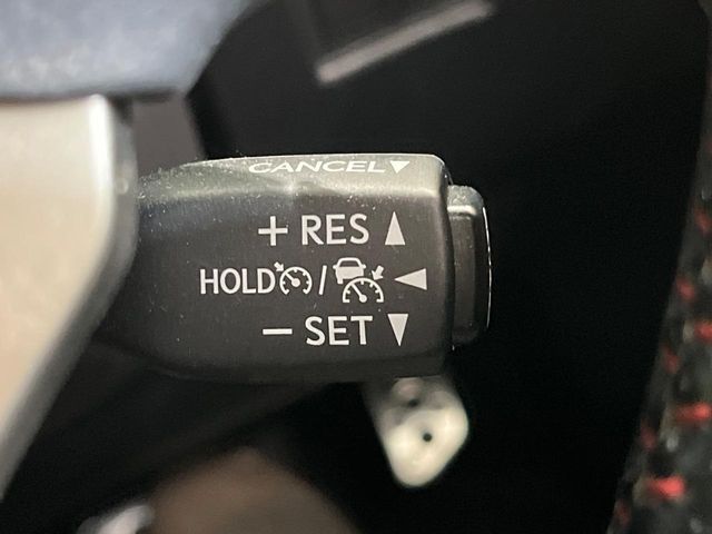 TOYOTA LEXUS NX300H 2018 Image 31