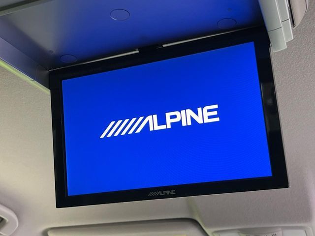 NISSAN ELGRAND 2011 Image 31