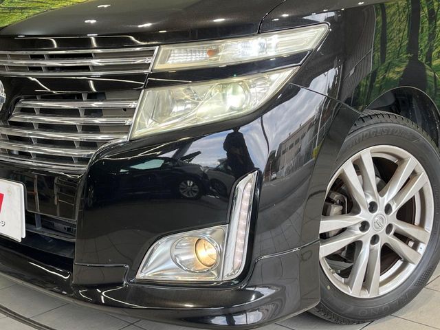 NISSAN ELGRAND 2011 Image 31