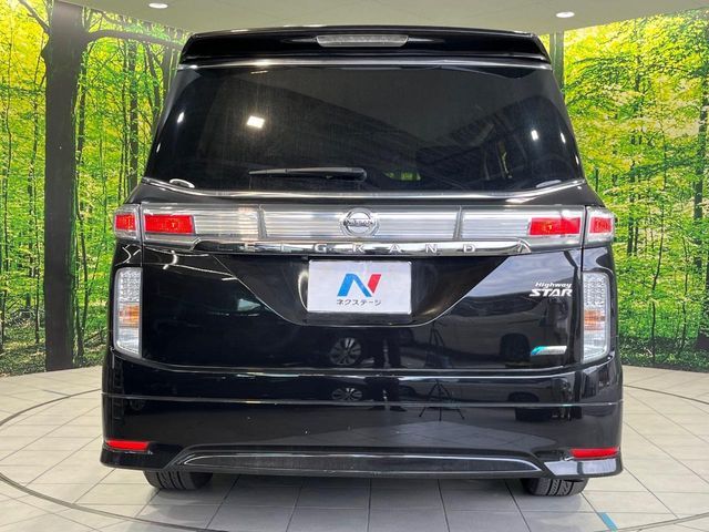 NISSAN ELGRAND 2011 Image 31