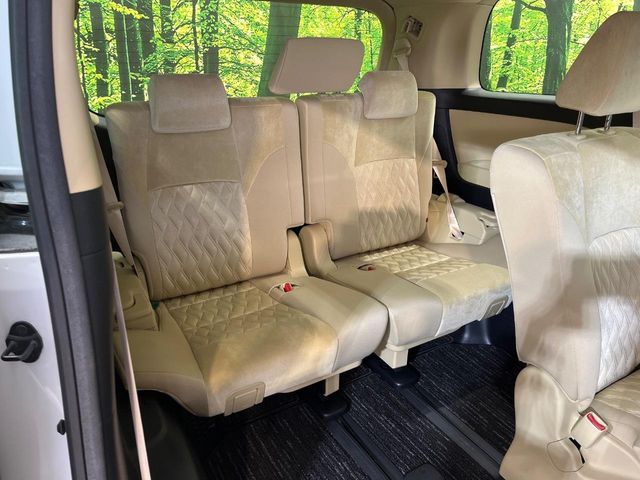 TOYOTA ALPHARD 2019 Image 31