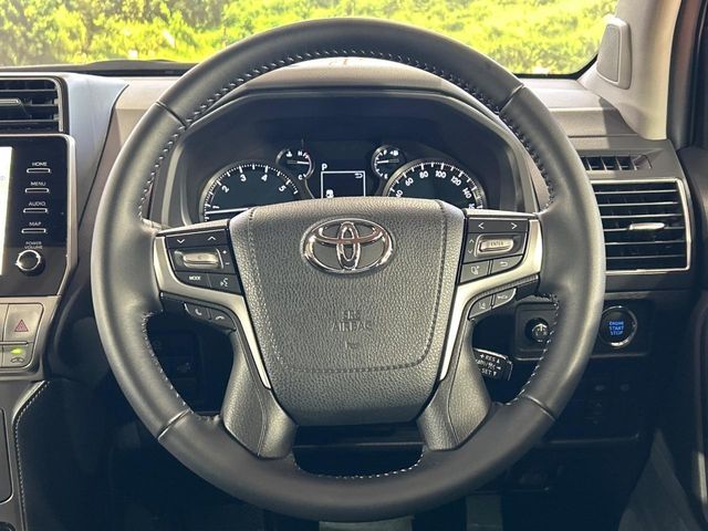 TOYOTA LANDCRUISER PRADO 2023 Image 31