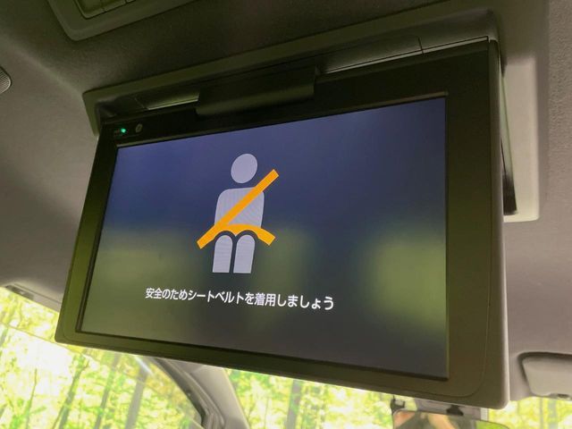 TOYOTA VOXY 2018 Image 31