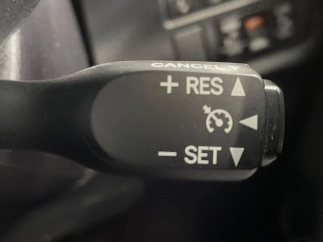 TOYOTA VOXY 2018 Image 31