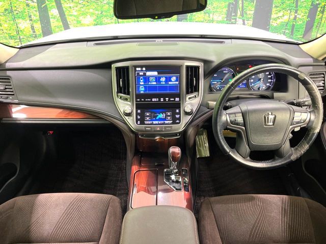 TOYOTA CROWN SEDAN HYBRID 2013 Image 31