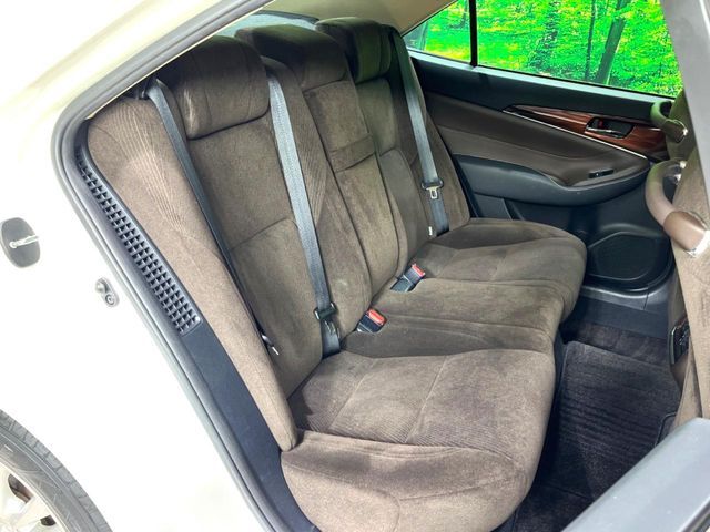 TOYOTA CROWN SEDAN HYBRID 2013 Image 31