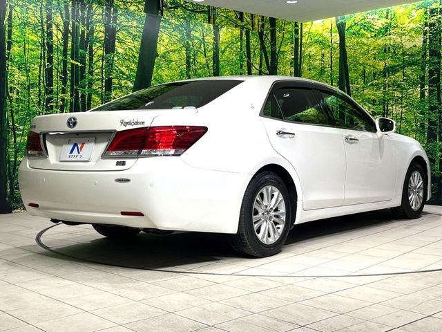 TOYOTA CROWN SEDAN HYBRID 2013 Image 31