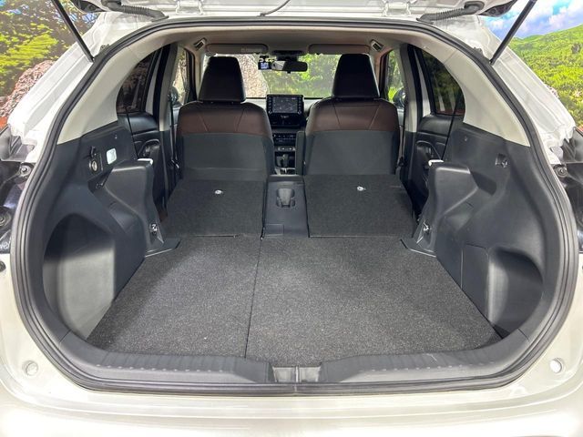 TOYOTA YARIS CROSS HYBRID 2024 Image 31