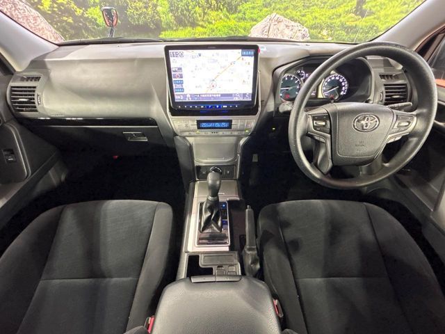 TOYOTA LANDCRUISER PRADO 2020 Image 31