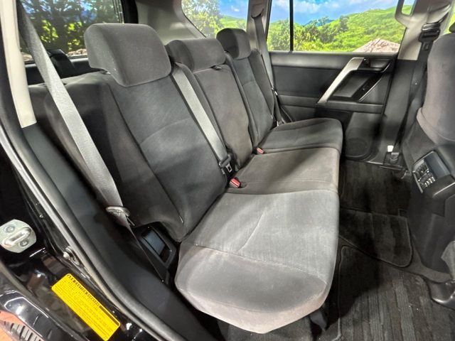 TOYOTA LANDCRUISER PRADO 2020 Image 31