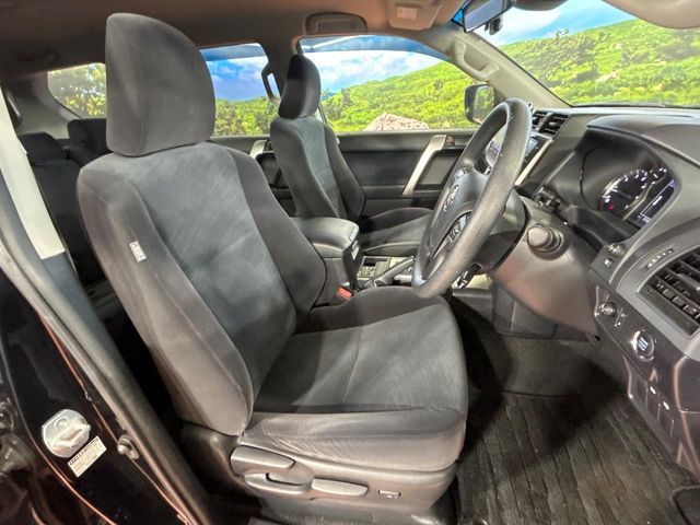 TOYOTA LANDCRUISER PRADO 2020 Image 31