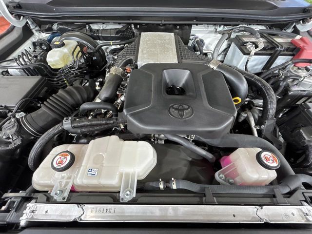 TOYOTA LANDCRUISER 250 2024 Image 31