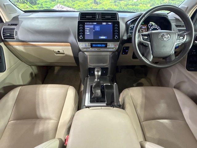 TOYOTA LANDCRUISER PRADO 2023 Image 31