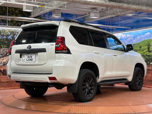 TOYOTA LANDCRUISER PRADO 2023 Image 31