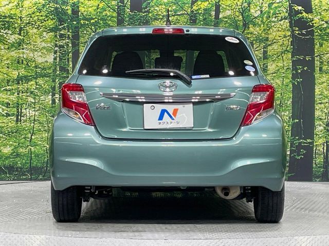 TOYOTA VITZ 2015 Image 31