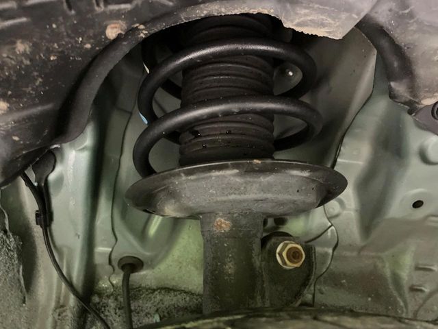 TOYOTA VITZ 2015 Image 31