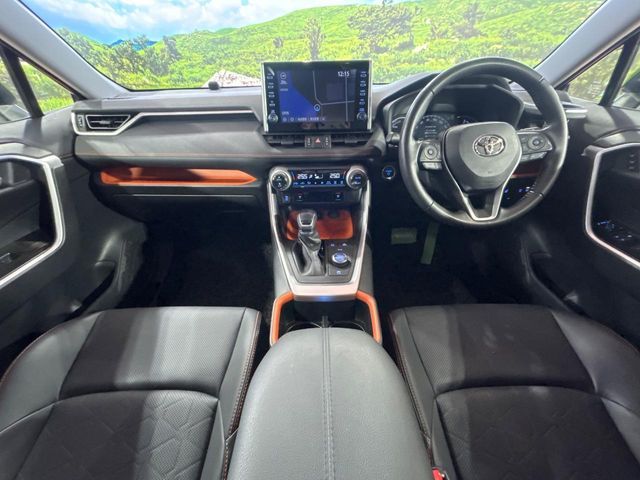 TOYOTA RAV4 HYBRID 4WD 2022 Image 31