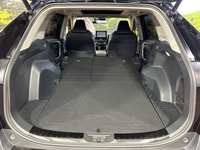 TOYOTA RAV4 HYBRID 4WD 2022 Image 31